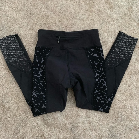 Lululemon leggings - Picture 2 of 4